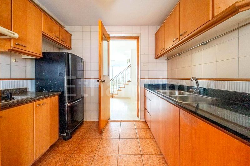 4 Bed Condo for Sale in  Guilin View - Image 1